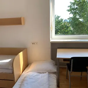 Hostel Rozna Dolina, Ljubljana